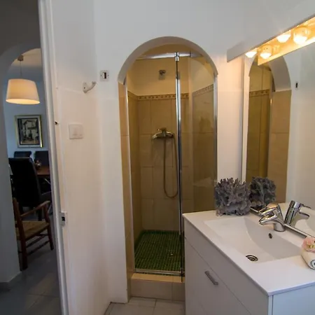 Agi Casa Puerto * روساس